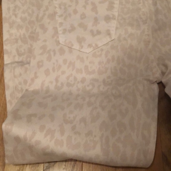 Current/Elliot Leopard Print Jeans - Picture 5 of 6